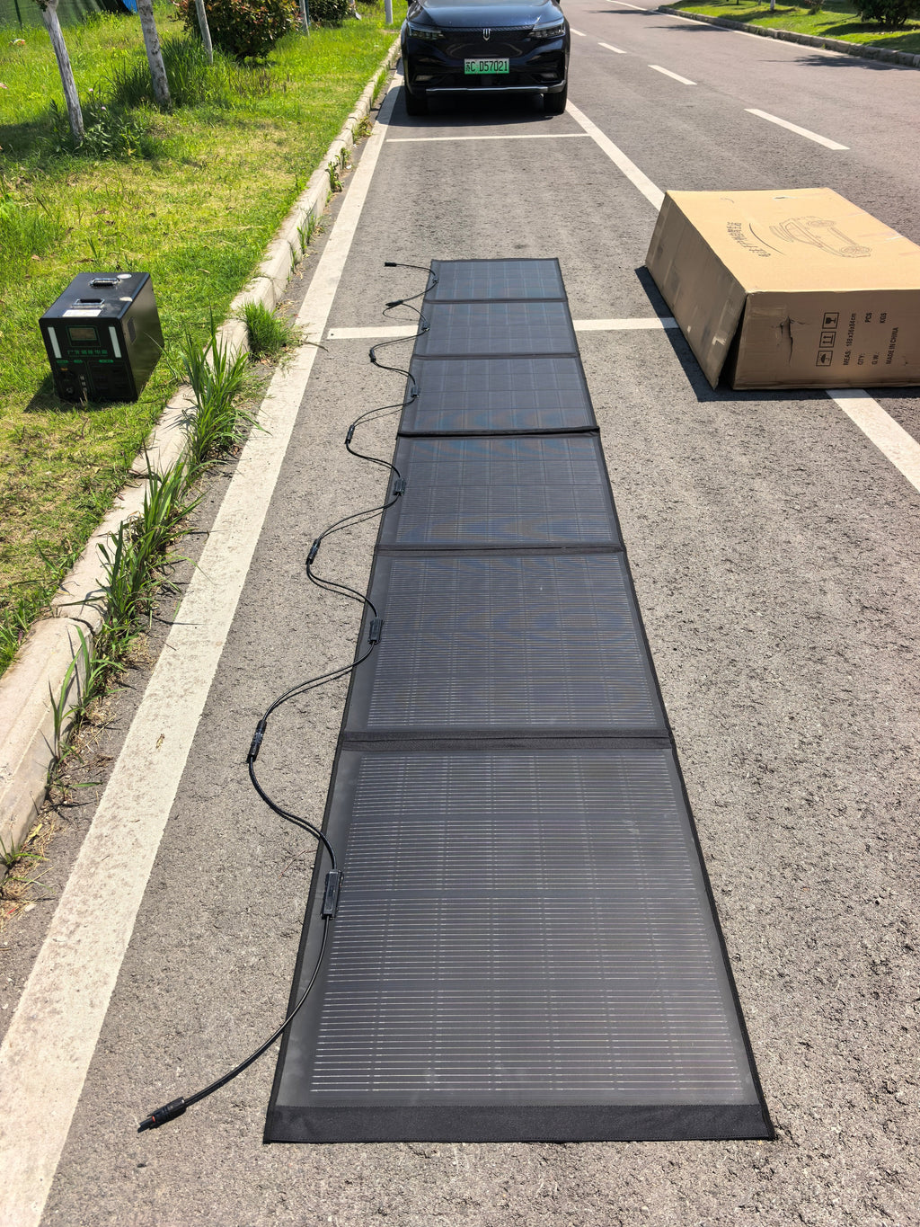 NusSolar foldable solar panel outdoor layout